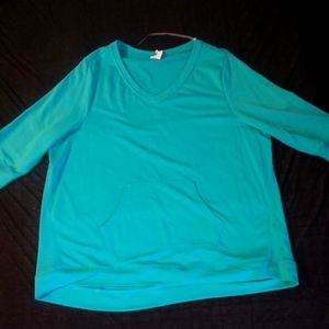 Nice teal Danskin light sweater